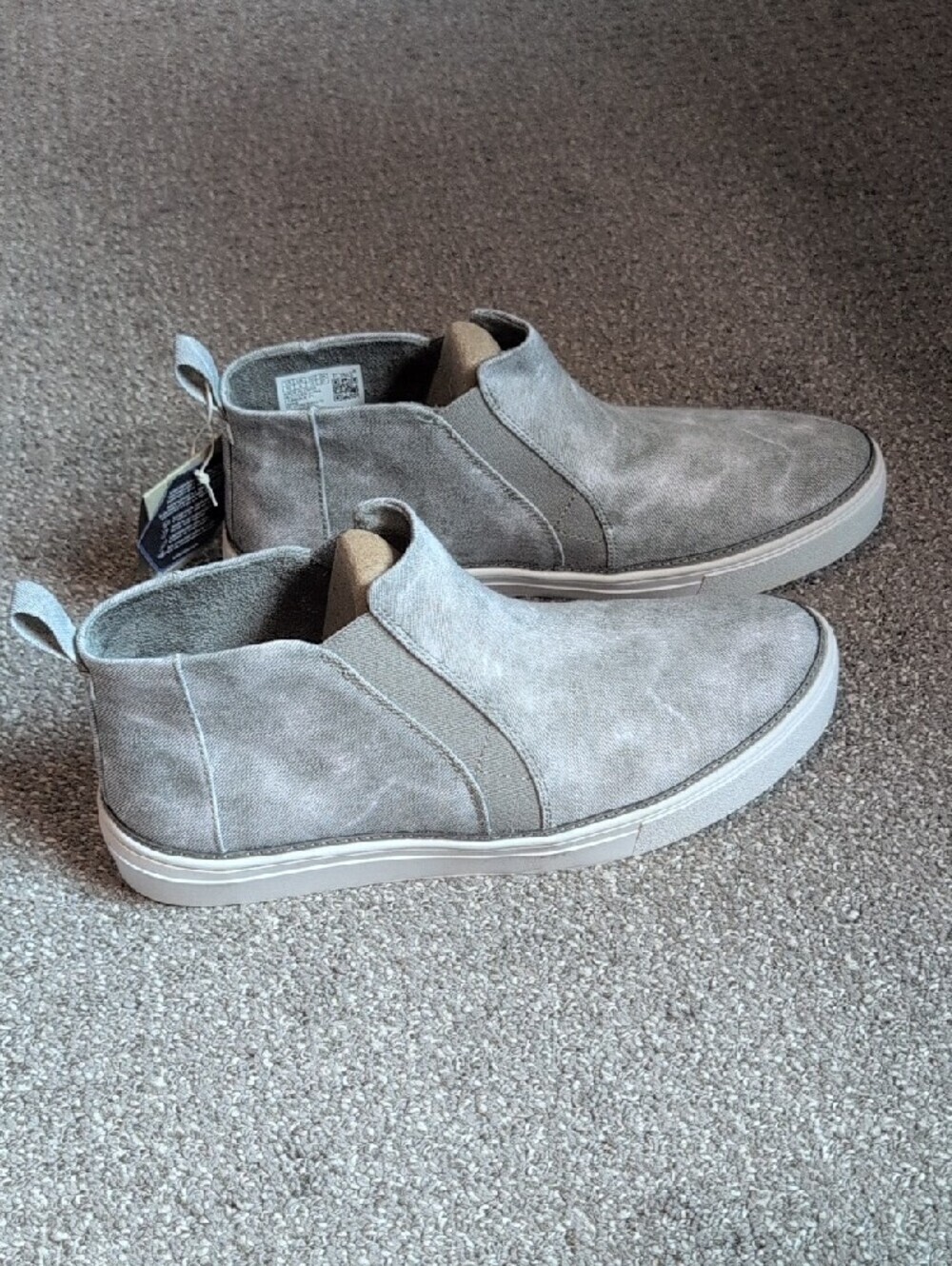 Toms Womens Bryce Gray Canvas Chukka-Style Bryce Sneaker NWT - Picture 4 of 12